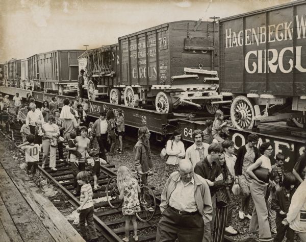 1972 - Circus parade